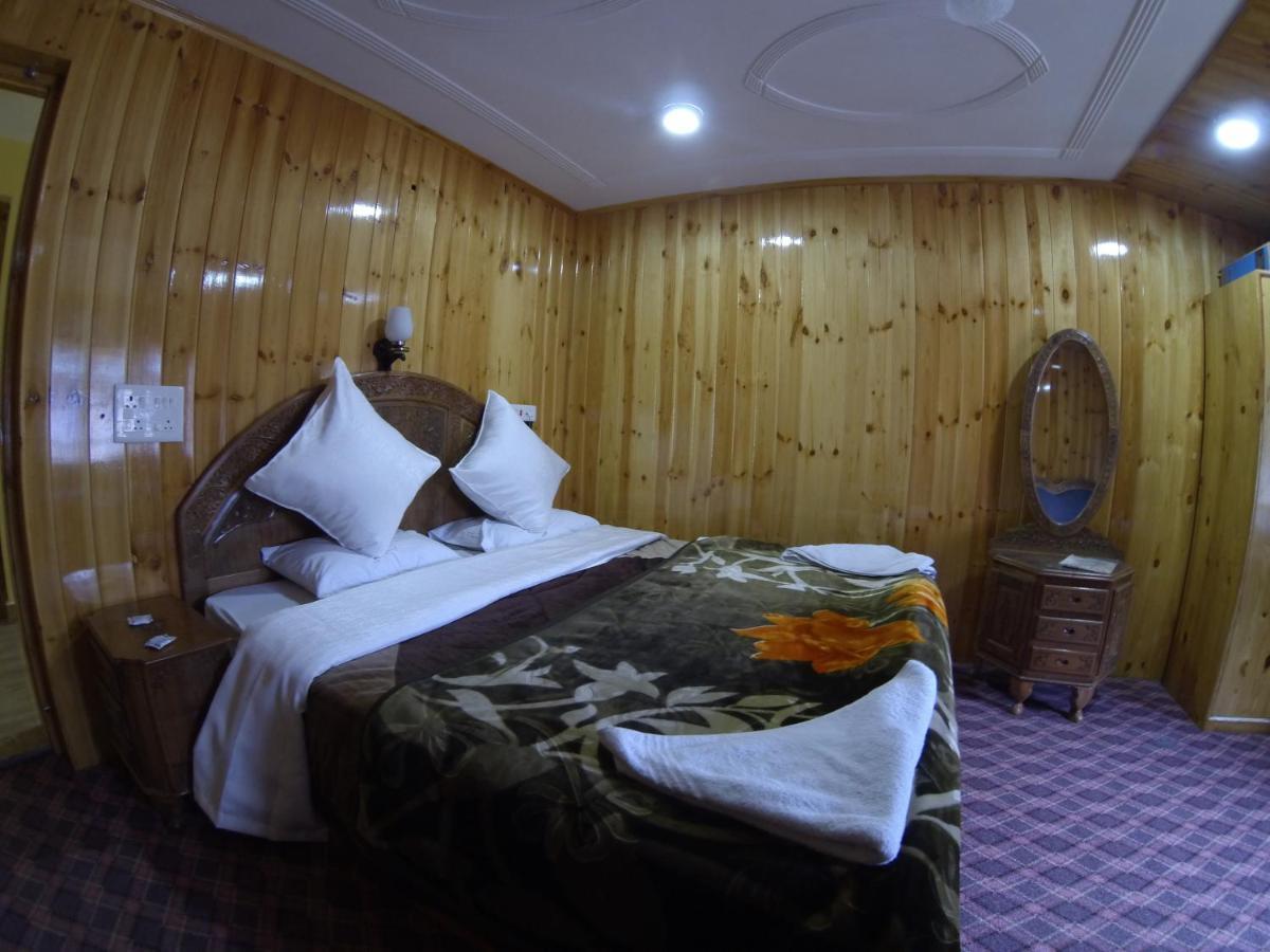 Hotel Barzman Sonāmarg Extérieur photo