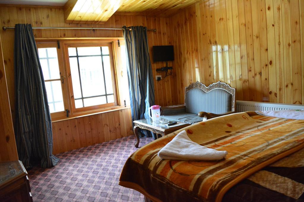 Hotel Barzman Sonāmarg Extérieur photo