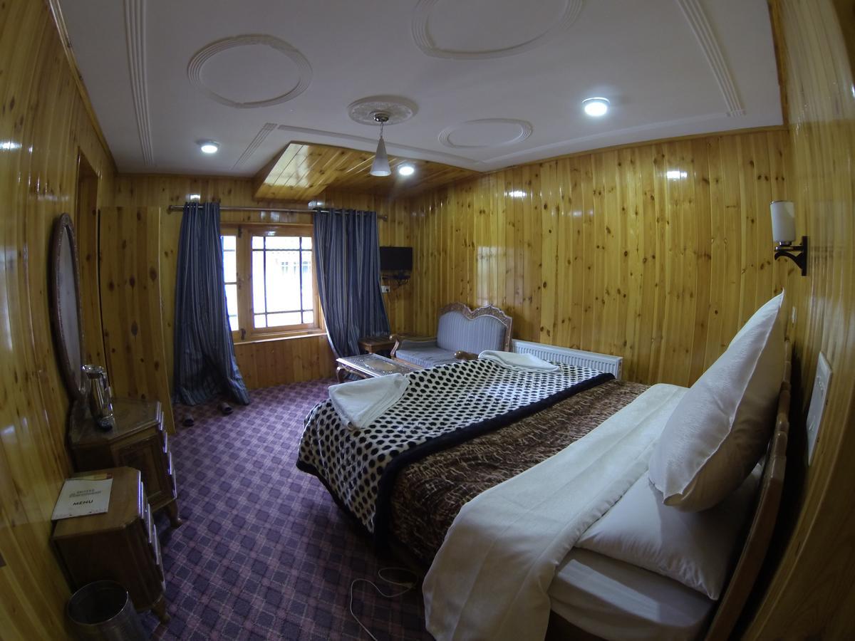 Hotel Barzman Sonāmarg Extérieur photo